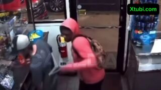 Gun robbery turns into shooting at a gas station